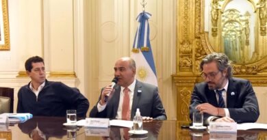 En la reunión de Gabinete, Manzur les pidió a los ministros que asistan al acto de respaldo a Alberto Fernández que organiza la UOCRA
